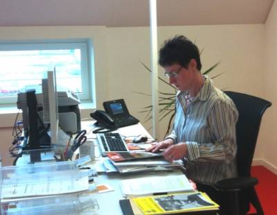 Roswitha Schier in ihrem neuen Landtagsbro.